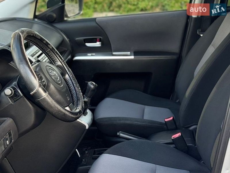 Мінівен Mazda 5 2007 в Вінниці