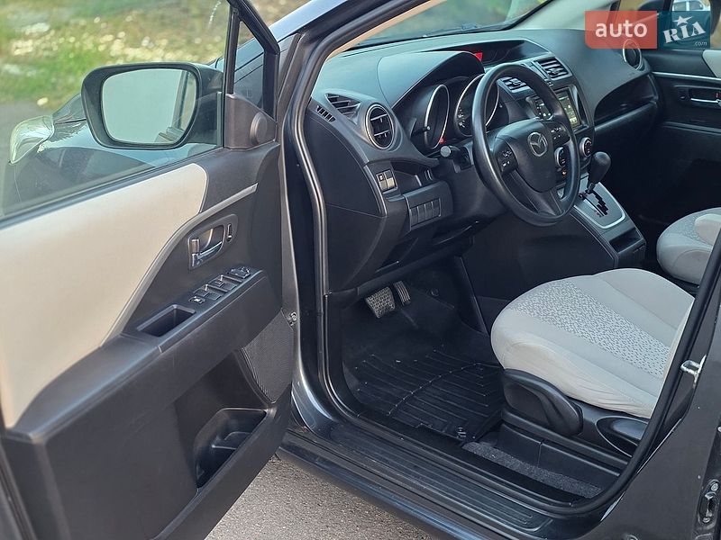 Мінівен Mazda 5 2011 в Одесі
