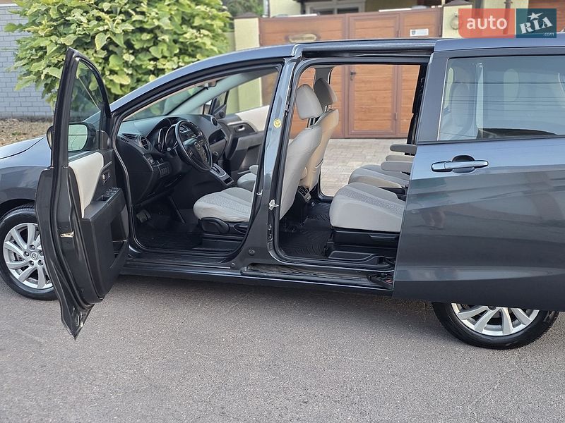 Мінівен Mazda 5 2011 в Одесі