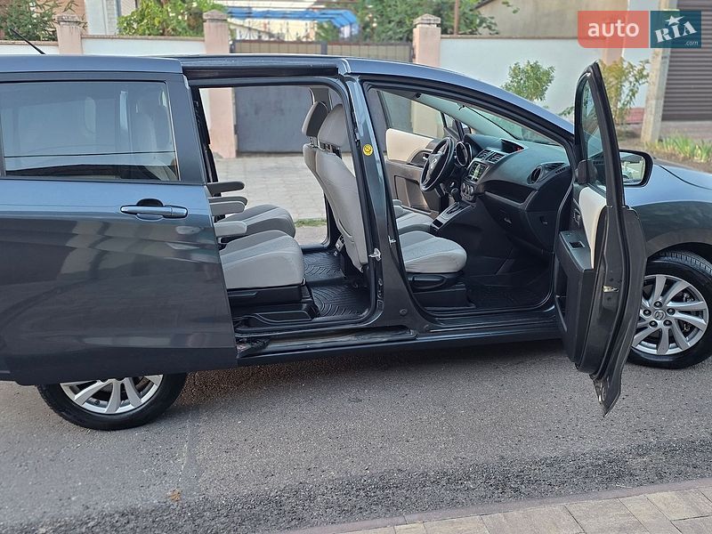 Мінівен Mazda 5 2011 в Одесі