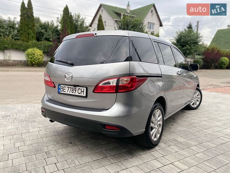 Мінівен Mazda 5 2011 в Києві
