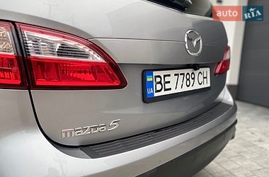 Мінівен Mazda 5 2011 в Києві