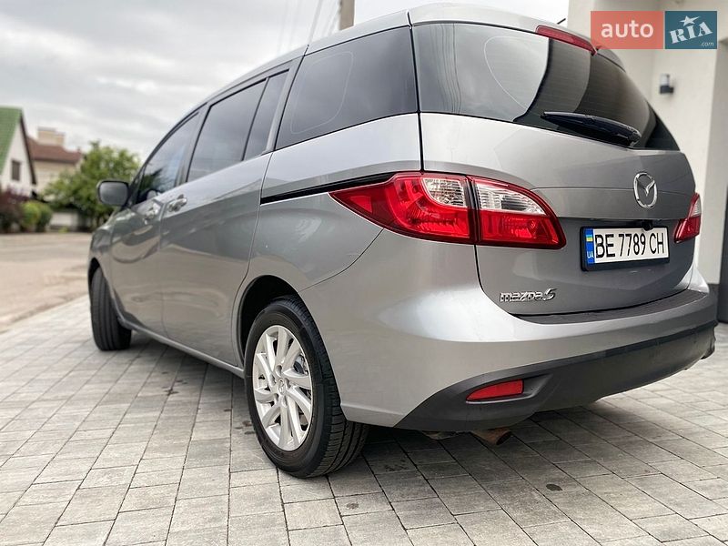 Мінівен Mazda 5 2011 в Києві
