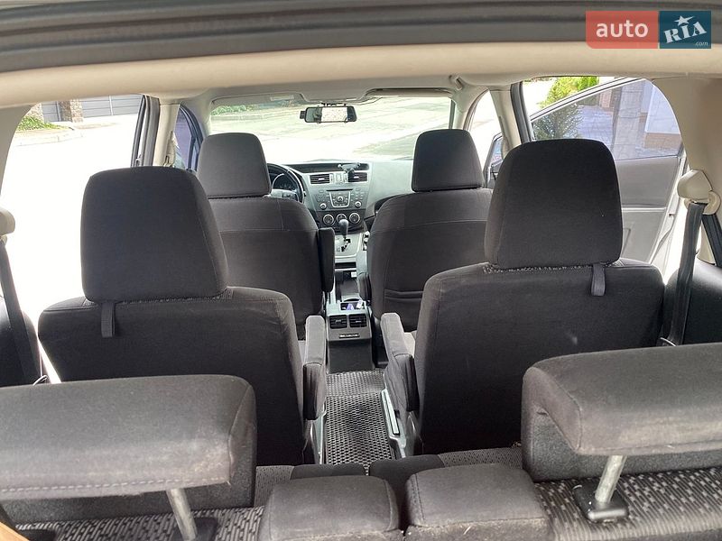 Мінівен Mazda 5 2011 в Києві