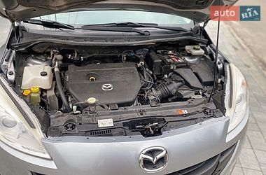 Мінівен Mazda 5 2011 в Києві