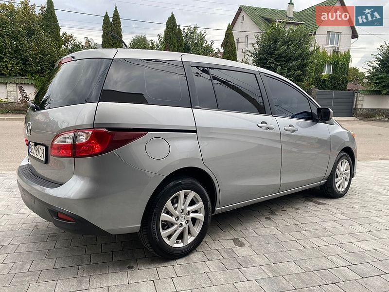 Мінівен Mazda 5 2011 в Києві