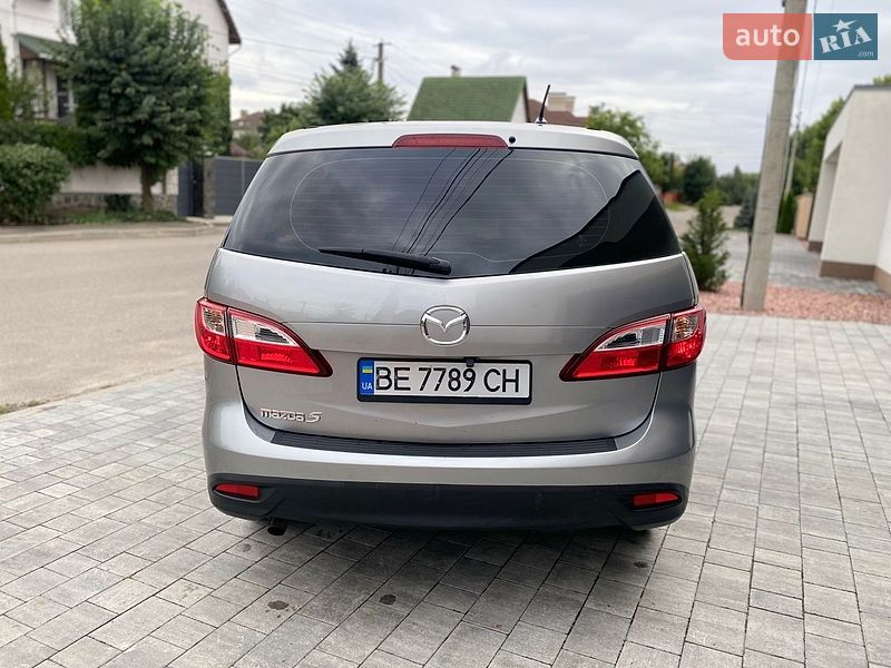 Мінівен Mazda 5 2011 в Києві