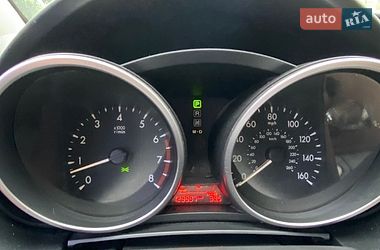 Мінівен Mazda 5 2011 в Києві