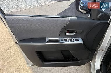 Мінівен Mazda 5 2006 в Києві