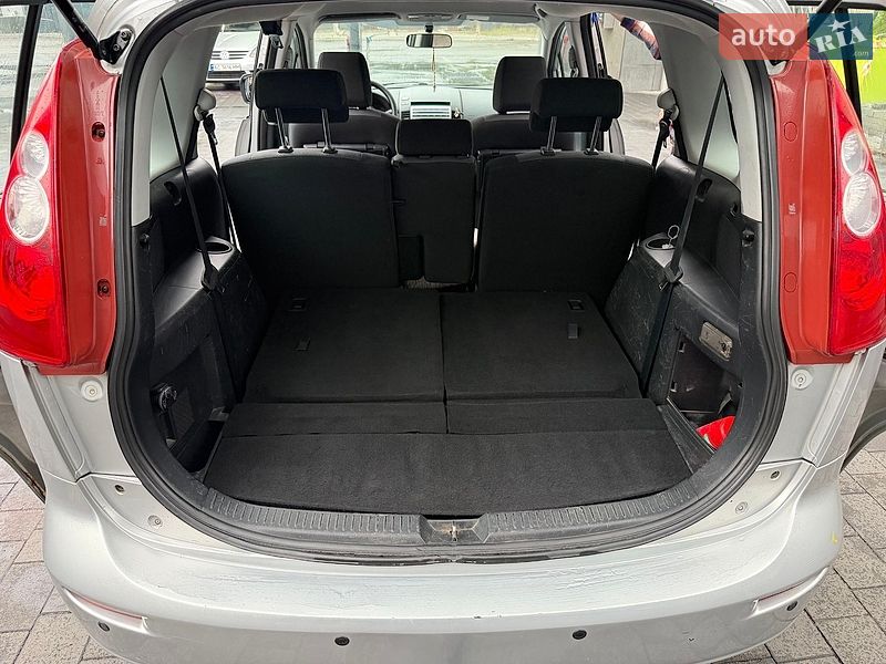 Мінівен Mazda 5 2006 в Івано-Франківську