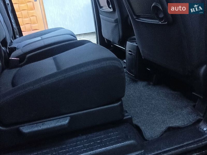 Минивэн Mazda 5 2008 в Самборе