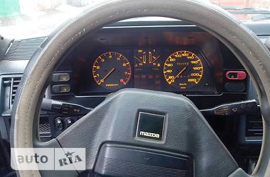 Хэтчбек Mazda 626 1987 в 