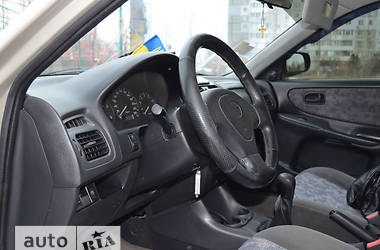 Седан Mazda 626 1998 в 