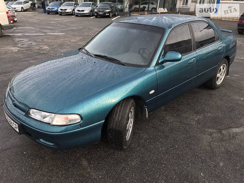 Седан Mazda 626 1992 в Запорожье