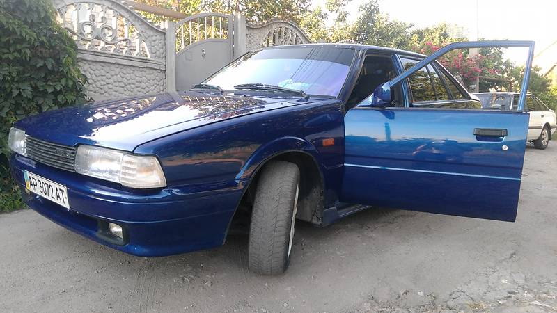 Лифтбек Mazda 626 1987 в Запорожье