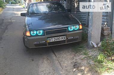 Хэтчбек Mazda 626 1985 в Апостолово