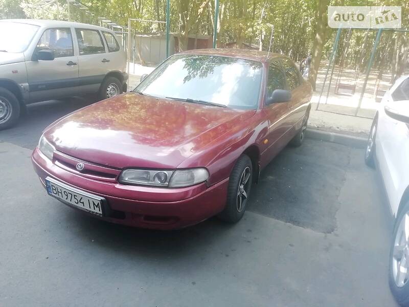 Седан Mazda 626 1992 в Одесі