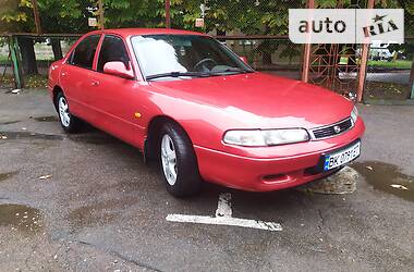 Седан Mazda 626 1992 в Луцке