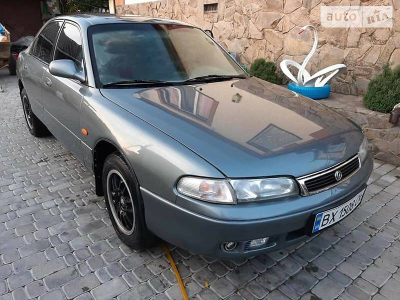 Седан Mazda 626 1992 в Каменец-Подольском