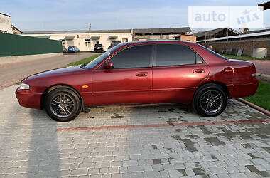 Седан Mazda 626 1992 в Иршаве