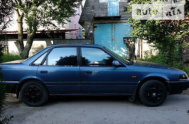 Седан Mazda 626 1990 в Хмельницком