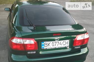 Лифтбек Mazda 626 2001 в Вараше