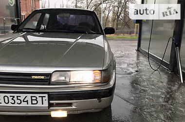 Седан Mazda 626 1987 в Кременчуге