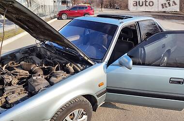 Седан Mazda 626 1988 в Днепре