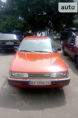 Седан Mazda 626 1989 в Хмельницком