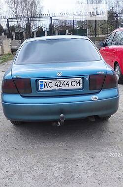 Седан Mazda 626 1993 в Луцке