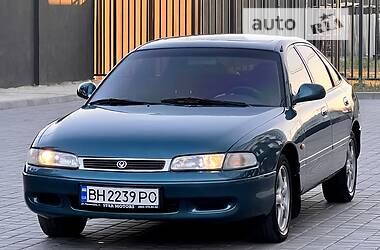 Хетчбек Mazda 626 1993 в 