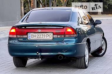 Хетчбек Mazda 626 1993 в 