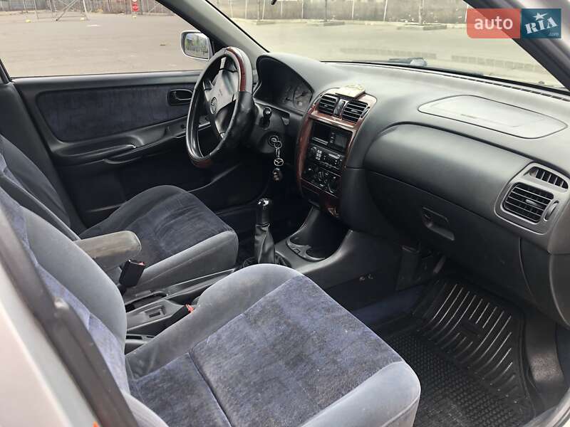 Хетчбек Mazda 626 1998 в Одесі