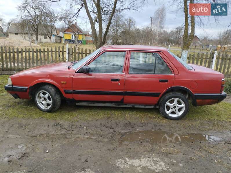 Седан Mazda 626 1986 в Луцке фото 2 Седан Mazda 626 1986 в Луцке