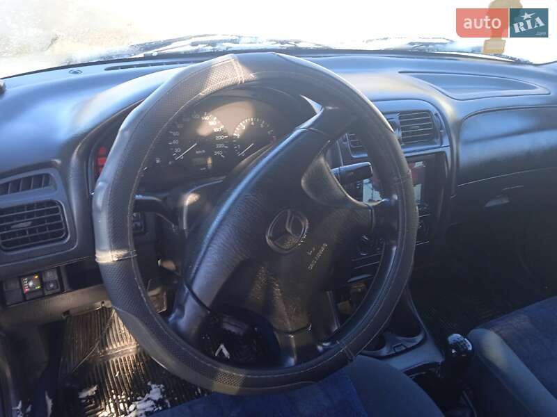 Седан Mazda 626 1997 в Надворной