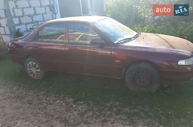 Хэтчбек Mazda 626 1992 в 