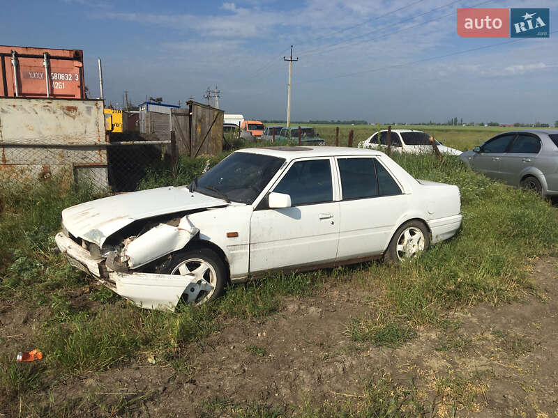 Седан Mazda 626 1988 в Миколаєві фото 2 Седан Mazda 626 1988 в Миколаєві