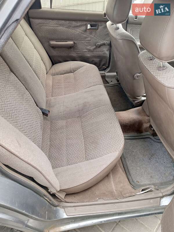 Хетчбек Mazda 626 1989 в Ірпені