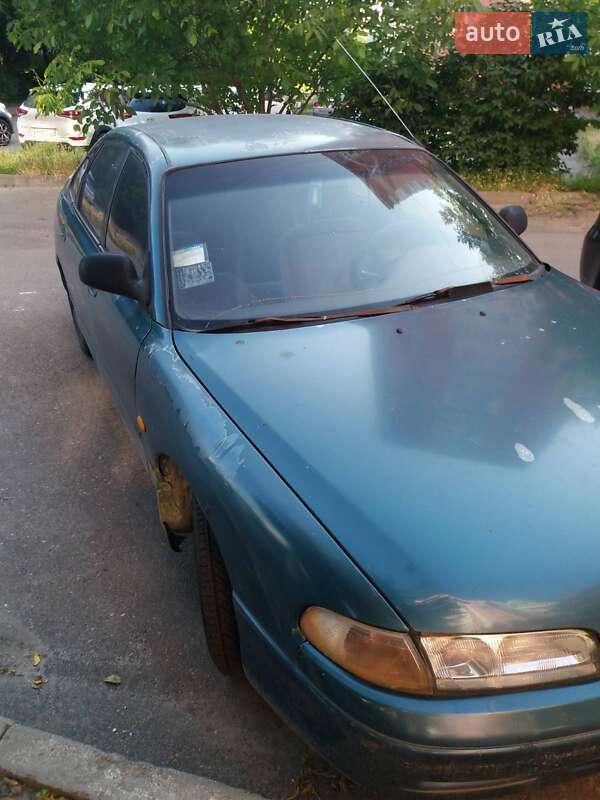 Хэтчбек Mazda 626 1993 в Харькове