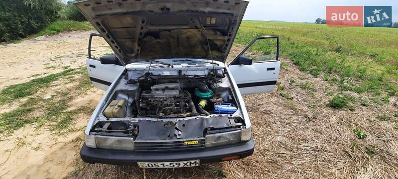 Хэтчбек Mazda 626 1987 в Киеве фото Хэтчбек Mazda 626 1987 в Киеве