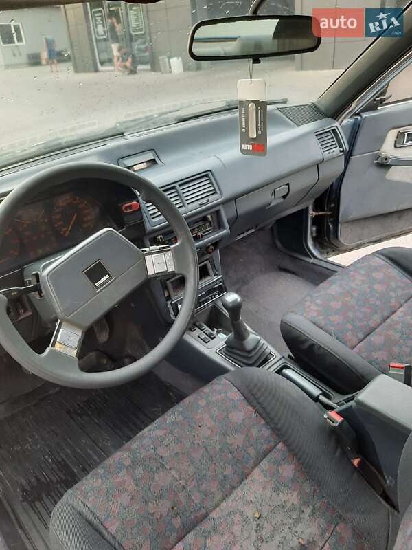 Купе Mazda 626 1987 в Кам'янець-Подільському