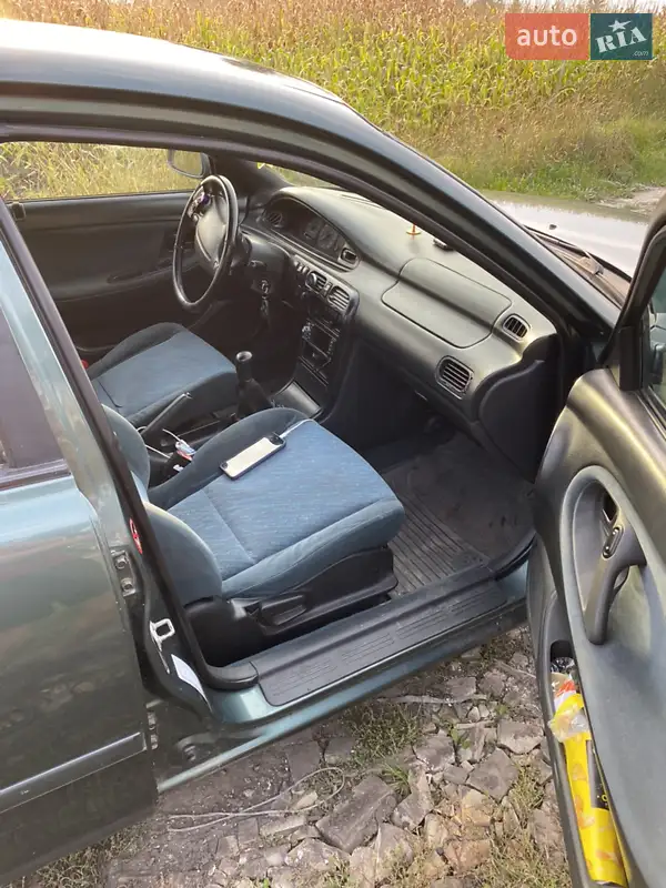 Хетчбек Mazda 626 1997 в 