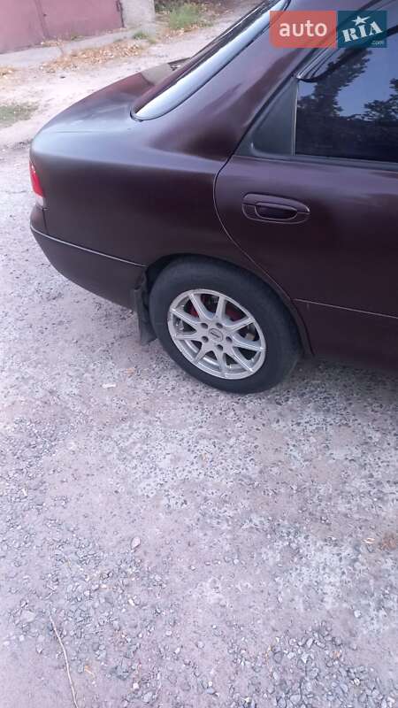 Седан Mazda 626 1993 в Миколаєві