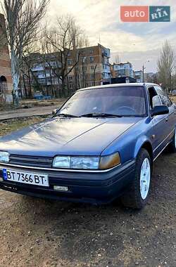 Седан Mazda 626 1989 в 