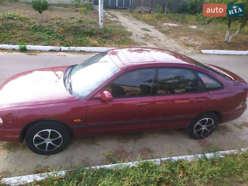 Хетчбек Mazda 626 1995 в Болграді