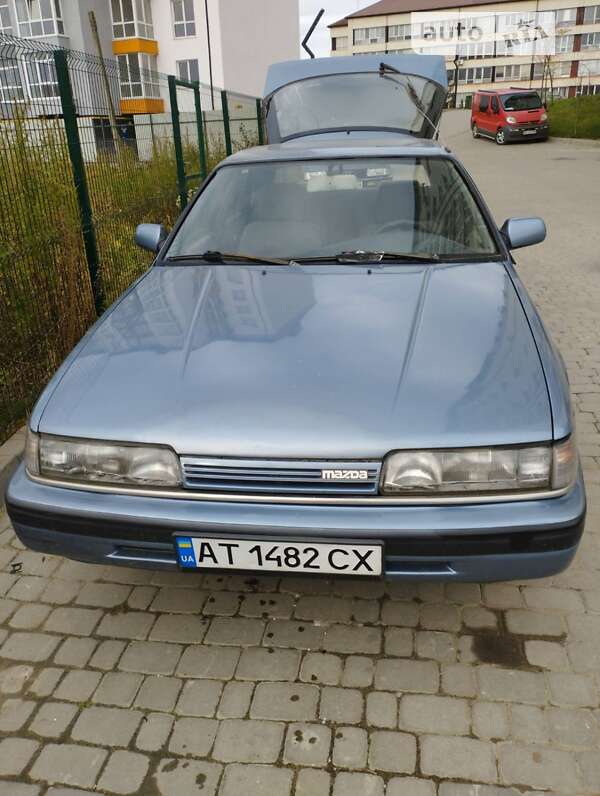 Седан Mazda 626 1992 в Івано-Франківську