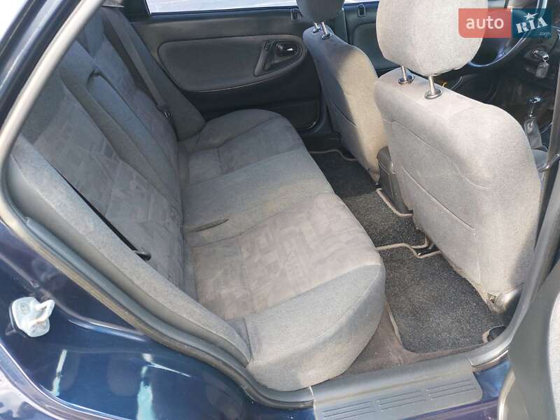 Седан Mazda 626 1996 в Львове