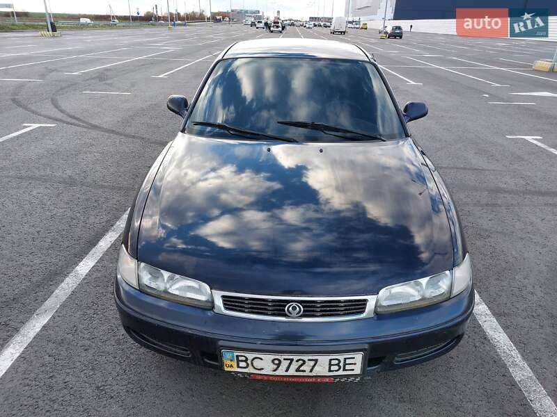 Седан Mazda 626 1996 в Львове