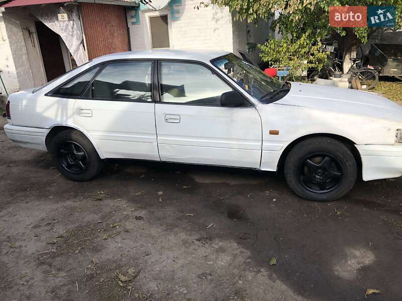 Хэтчбек Mazda 626 1990 в Виннице