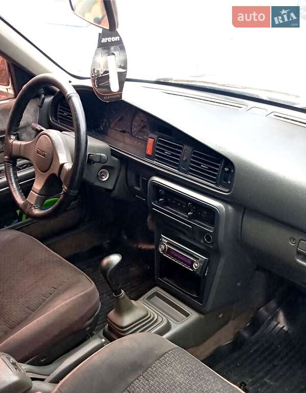 Mazda 626, photos from the listing